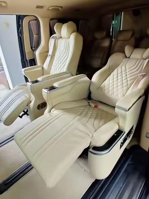 Reclining Seat